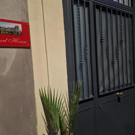 Dom wakacyjny Red House